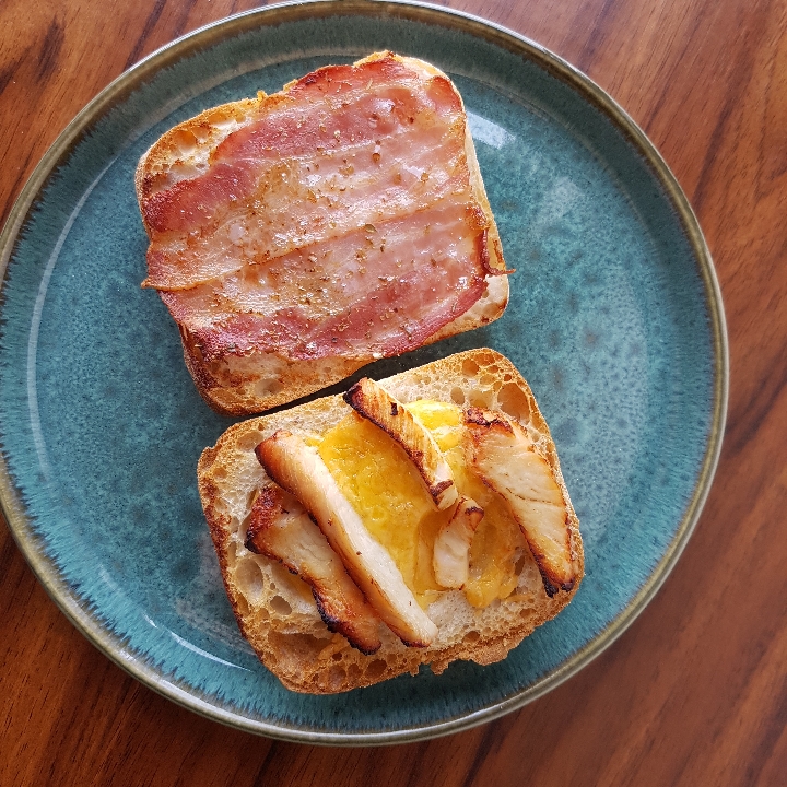 Sprøde sommersandwich med kylling og bacon #hashtagmor