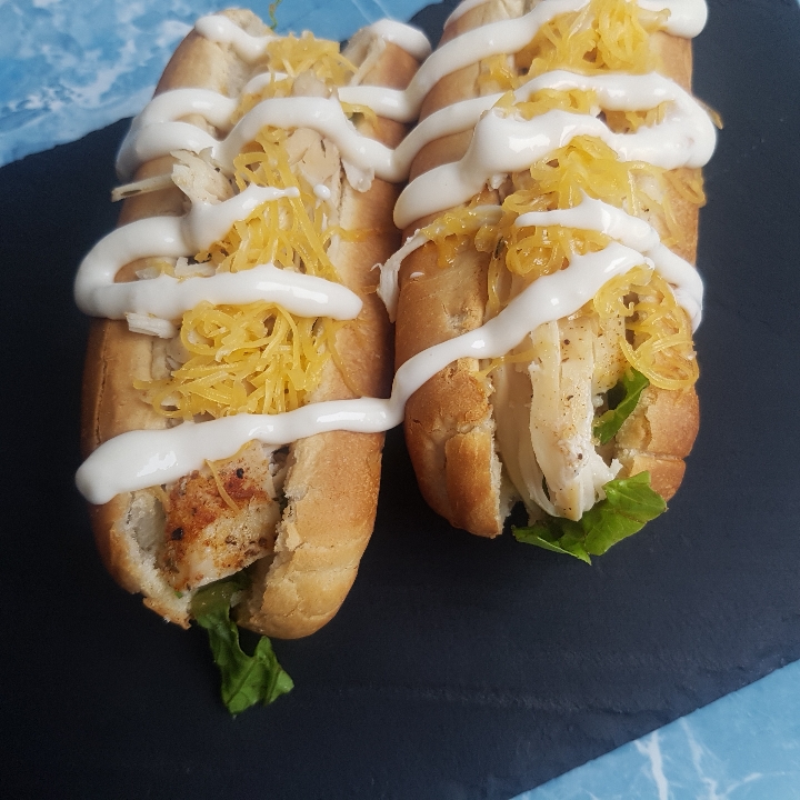 Pulled Chicken dogs