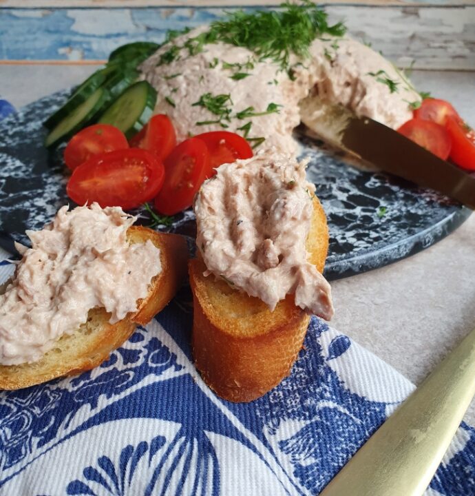 Tunmousse opskrift – skøn påskefrokost menu (tunmousse uden husblas)