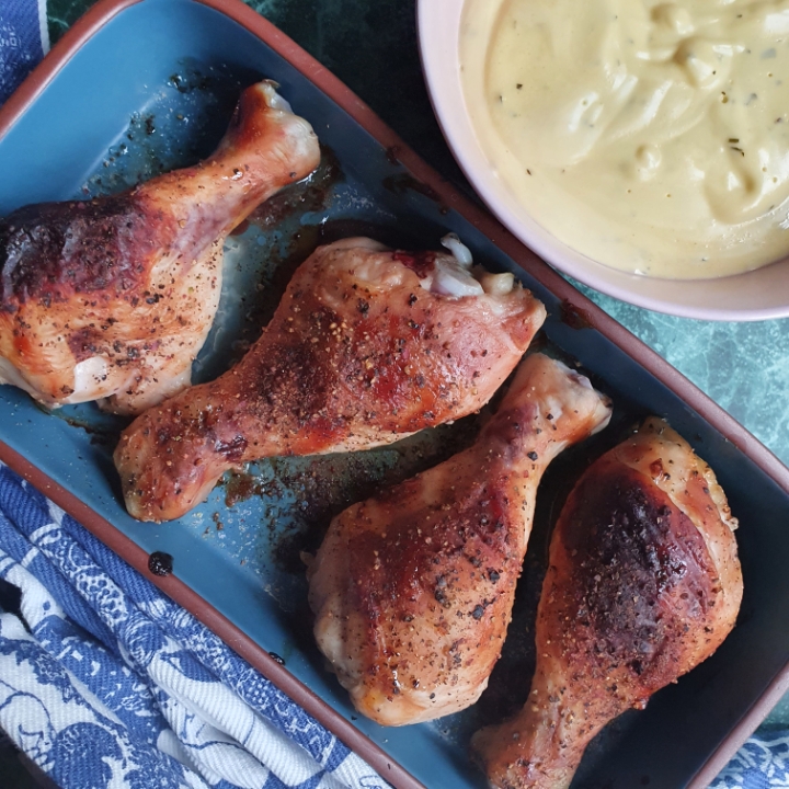 BBQ kyllinglår i ovn med kartofler og bearnaise - ovnstegt kylling