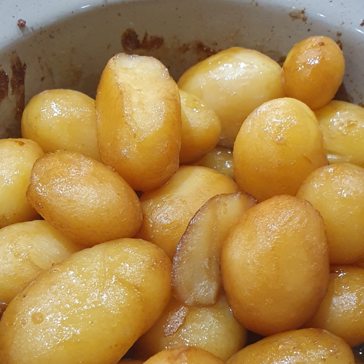 Nemme brunede kartofler i ovn - opskriften på virkelig lækre sukkerbrunede kartofler