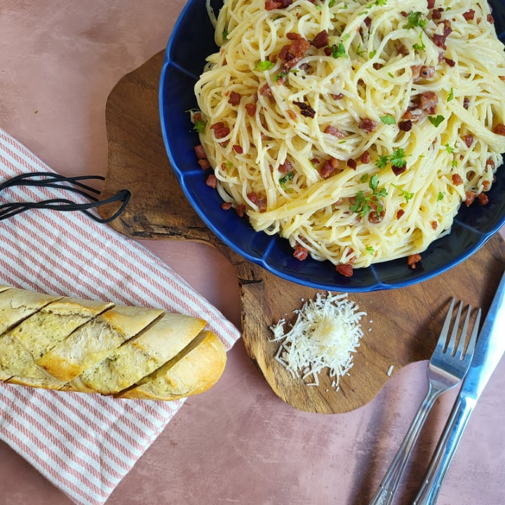 Spaghetti carbonara uden fløde