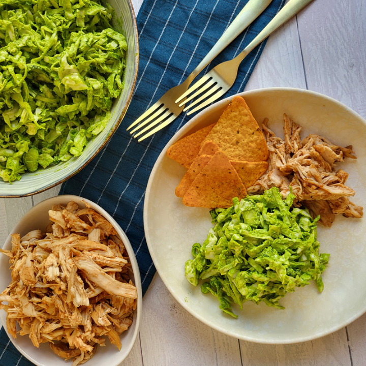 Green Goddess salat med pulled chicken - hurtig opskrift